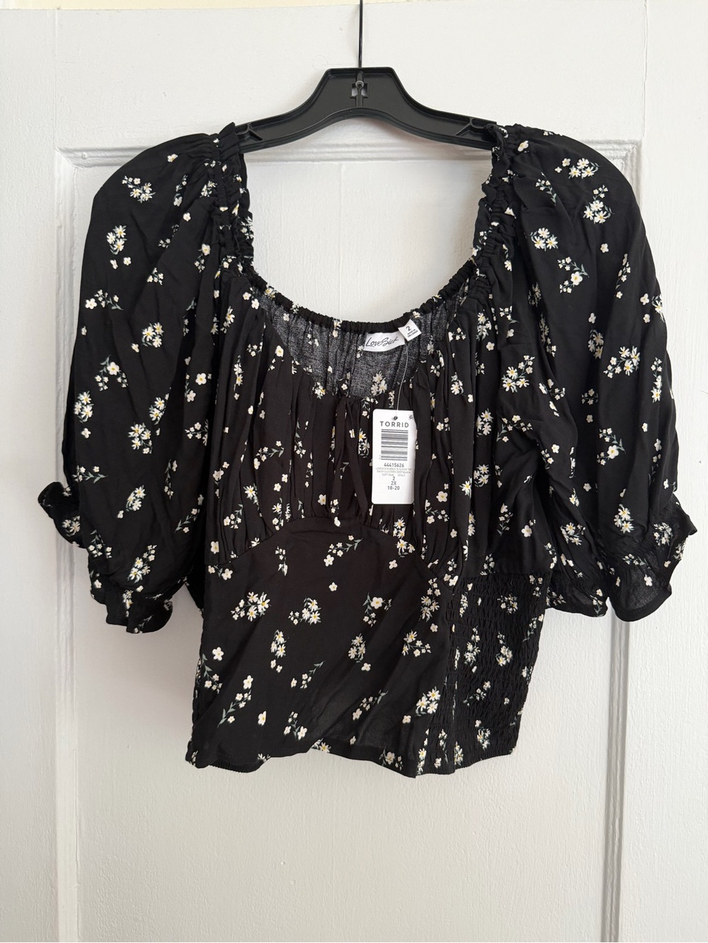 torrid Black Floral Puff Sleeve Peasant Blouse